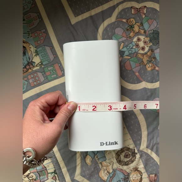 High-Performance Scalable Mesh Wi-Fi Router - DIR-L1900 - Picture 8 of 8